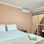Casa 4 Quartos Piscina Prox Paraguai E Itaipu