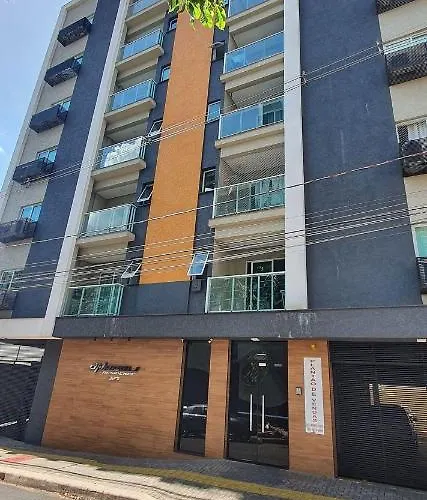 Novo central 2 quartos wifi/garagem/elevador 206