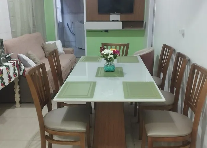 Casa Tranquila Com 2 Quartos Proximo Ao Centro E Paraguay