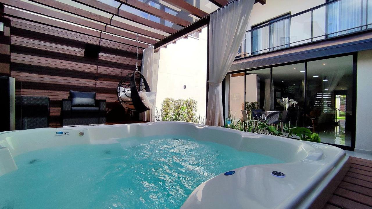 Casa Luxo Jacuzzi Aquecida Prox Cataratas E Aerpt Casa de férias Foz do Iguaçu