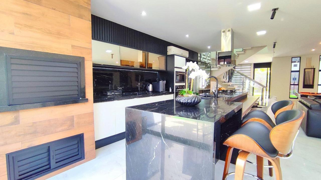 Casa Luxo Jacuzzi Aquecida Prox Cataratas E Aerpt * Foz do Iguaçu