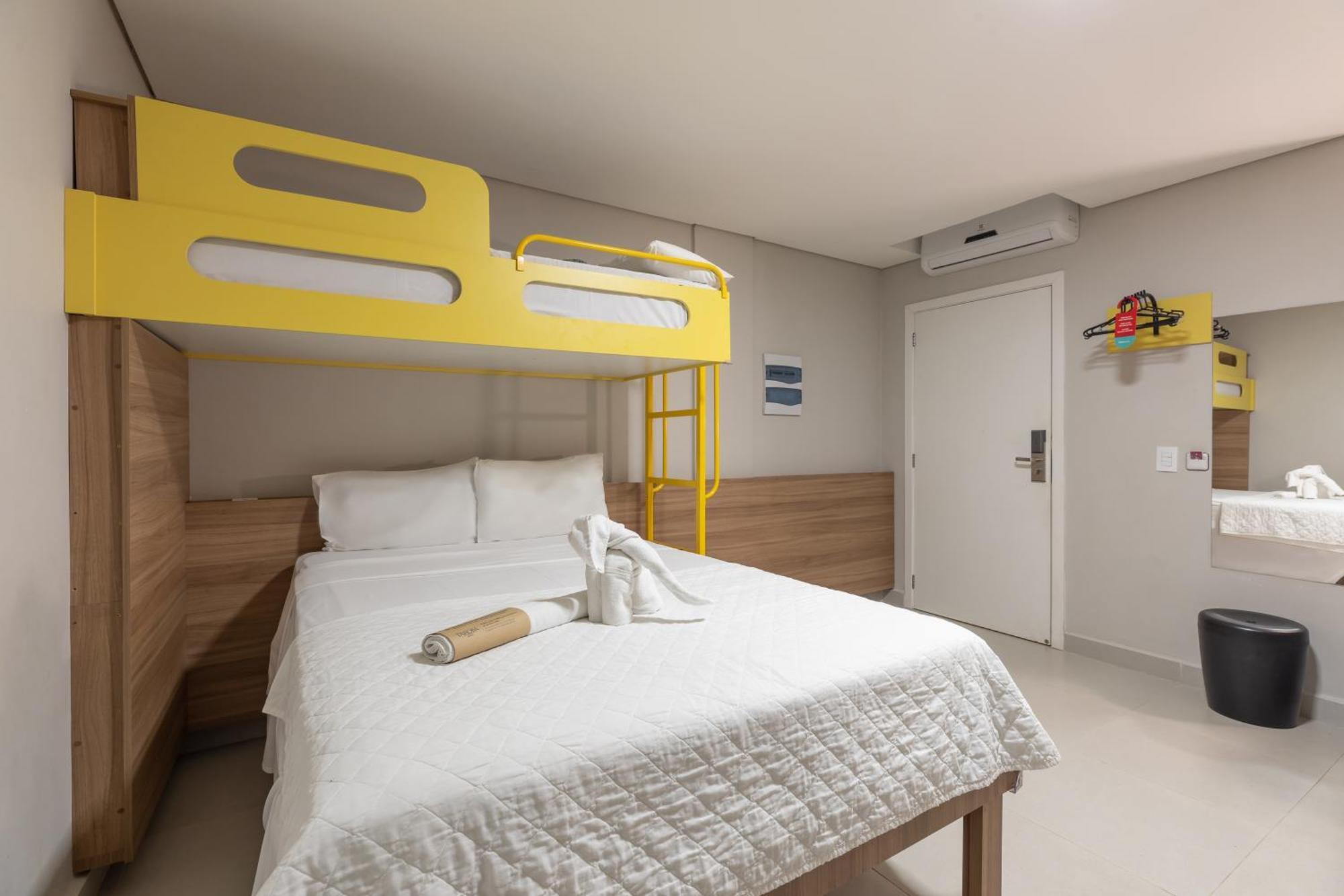 Hotel Tarobá Express