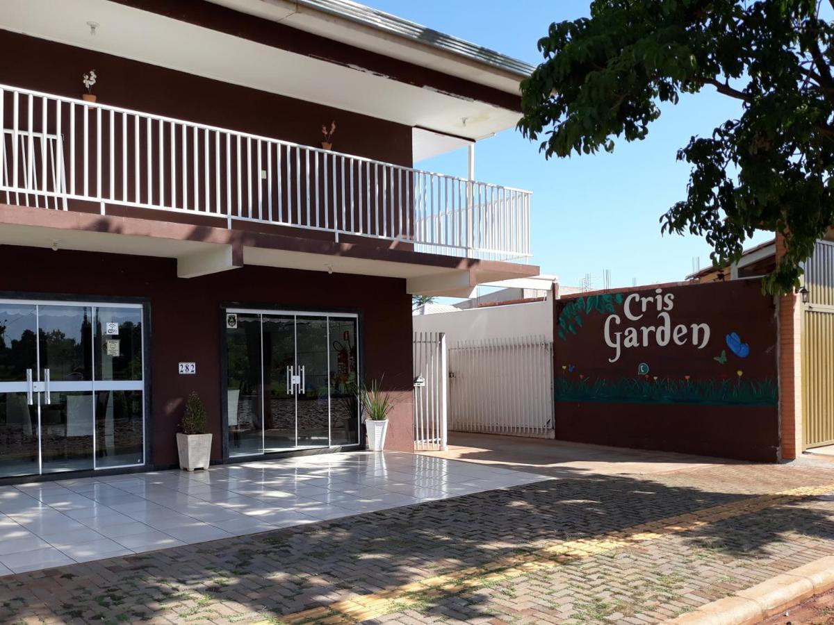 Hotel Cris Garden