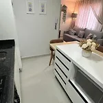 Apt Charmoso Na Regiao Central De Foz