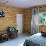 Iguassu Eco Hostel - IguassuEcoHostel - Eco Suítes