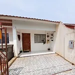 Casa Aconchegante Com Otima Localizacao!