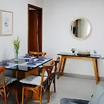 Apartamento Prox. Ponte Da Amizade Para 4 Pessoas Com Ar