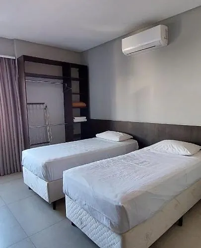 Vila Dumont No Centro De Foz