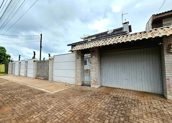 Casa Ampla Piscina Prox Ginasio Costa E Paraguai