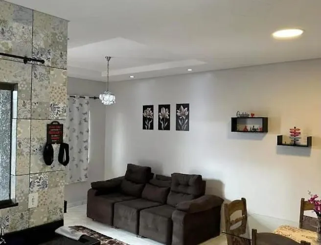 Bela Casa Aconchegante Completa