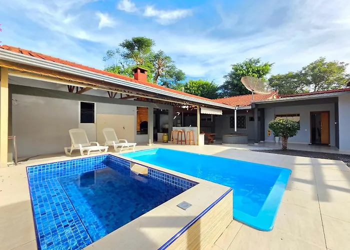 Casa Ampla Area De Lazer Prox Centro E Cataratas