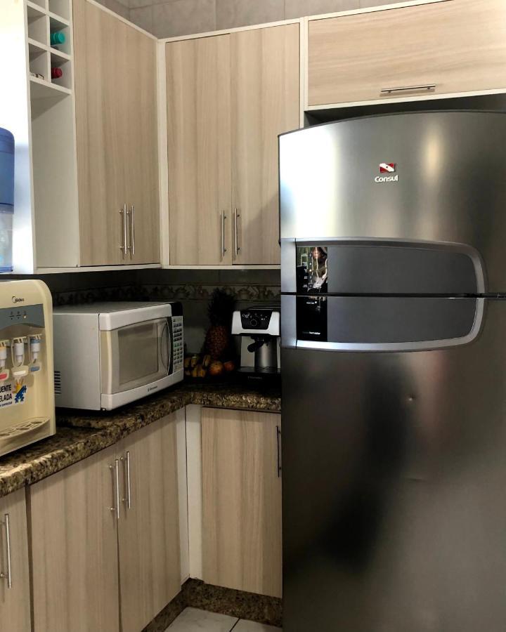 Privado Em Residencia No Coracao De Foz - Casa E Banheiro Compartilhado Foz do Iguacu