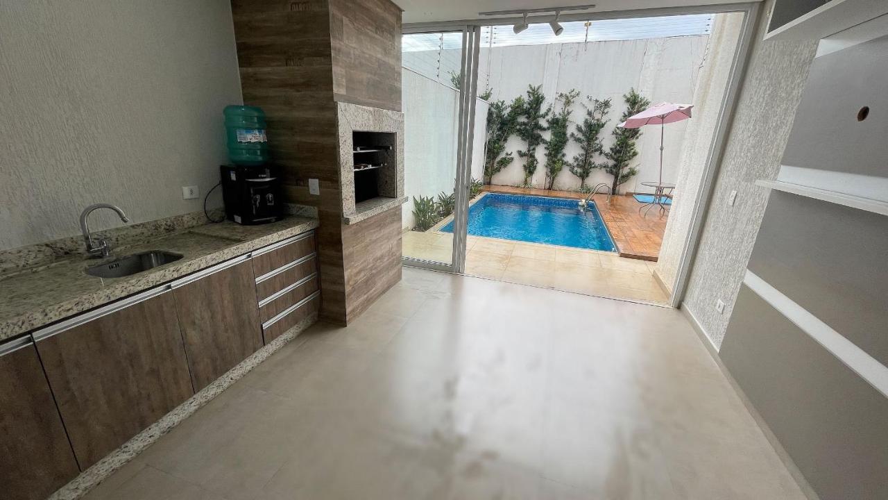 Sobrado Com Piscina E Churrasqueira De Alto Padrao Em Foz Holiday home Foz do Iguacu