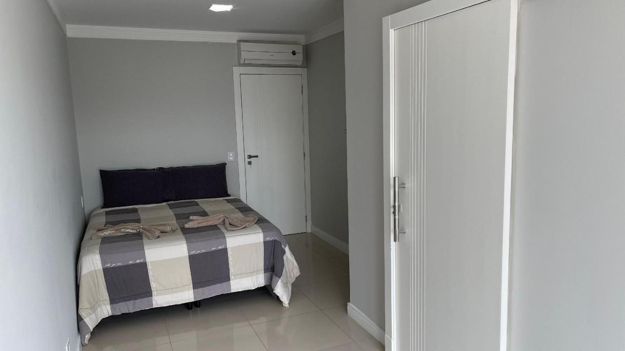 Holiday home Sobrado Com Piscina E Churrasqueira De Alto Padrao Em Foz *