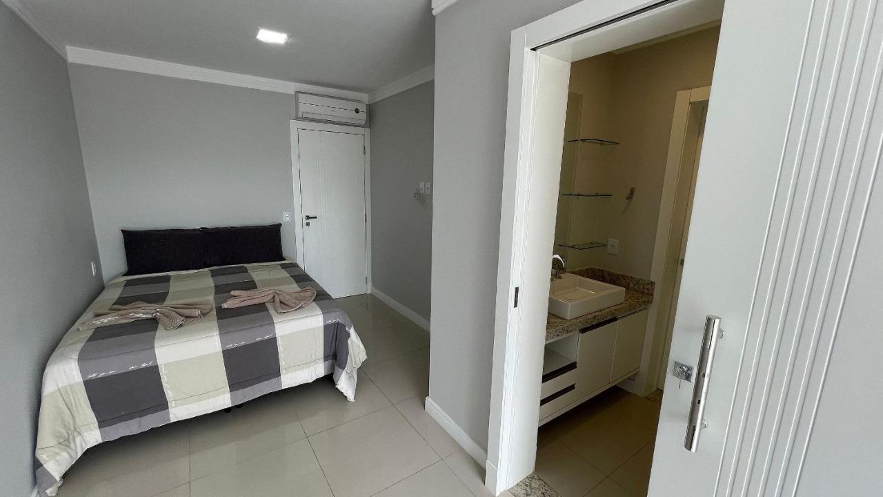Sobrado Com Piscina E Churrasqueira De Alto Padrao Em Foz Holiday home *