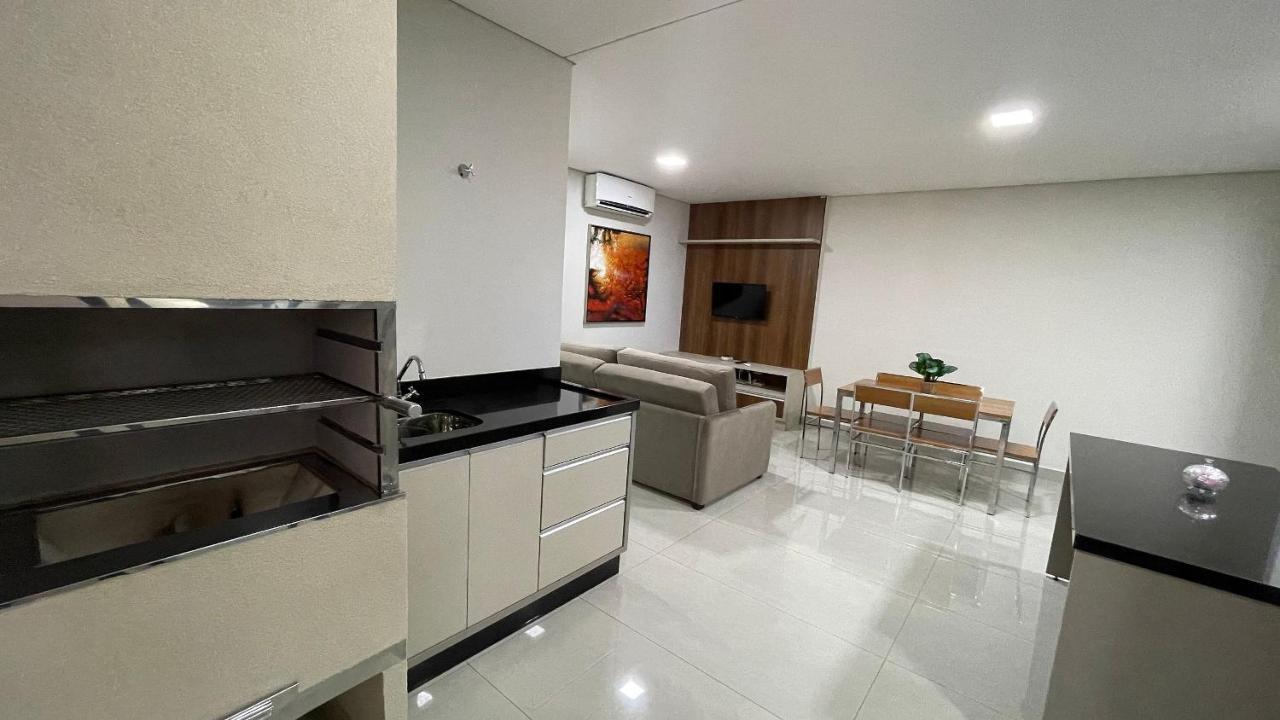 Novo E Amplo Apartamento A Poucos Passos Do Shopping Jl - Centro De Foz *