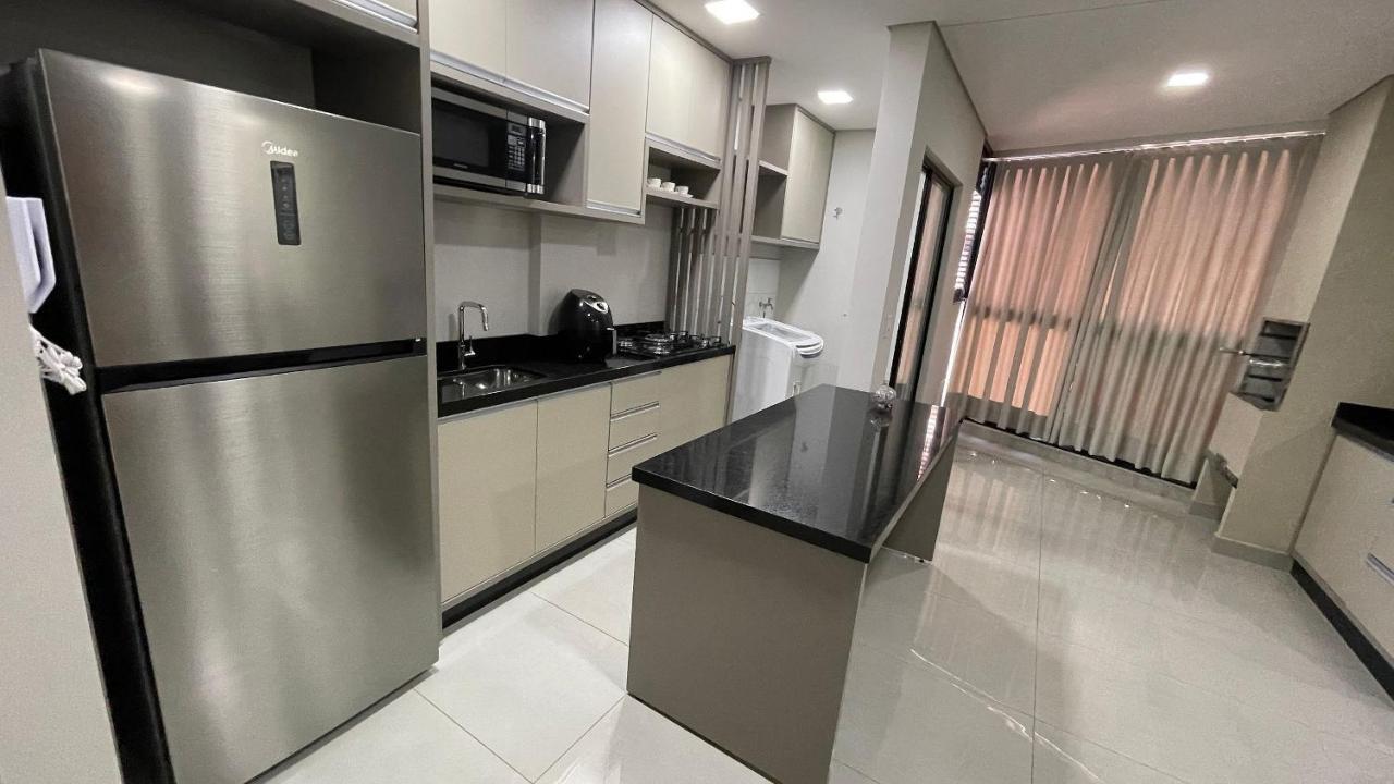 Novo E Amplo Apartamento A Poucos Passos Do Shopping Jl - Centro De Foz Apartamento