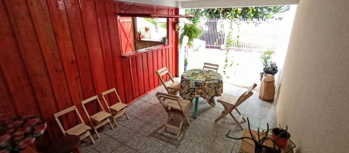 Com Sacada, Cafe, Cozinha E Pet Friendly Acomodação com café da manhã  *