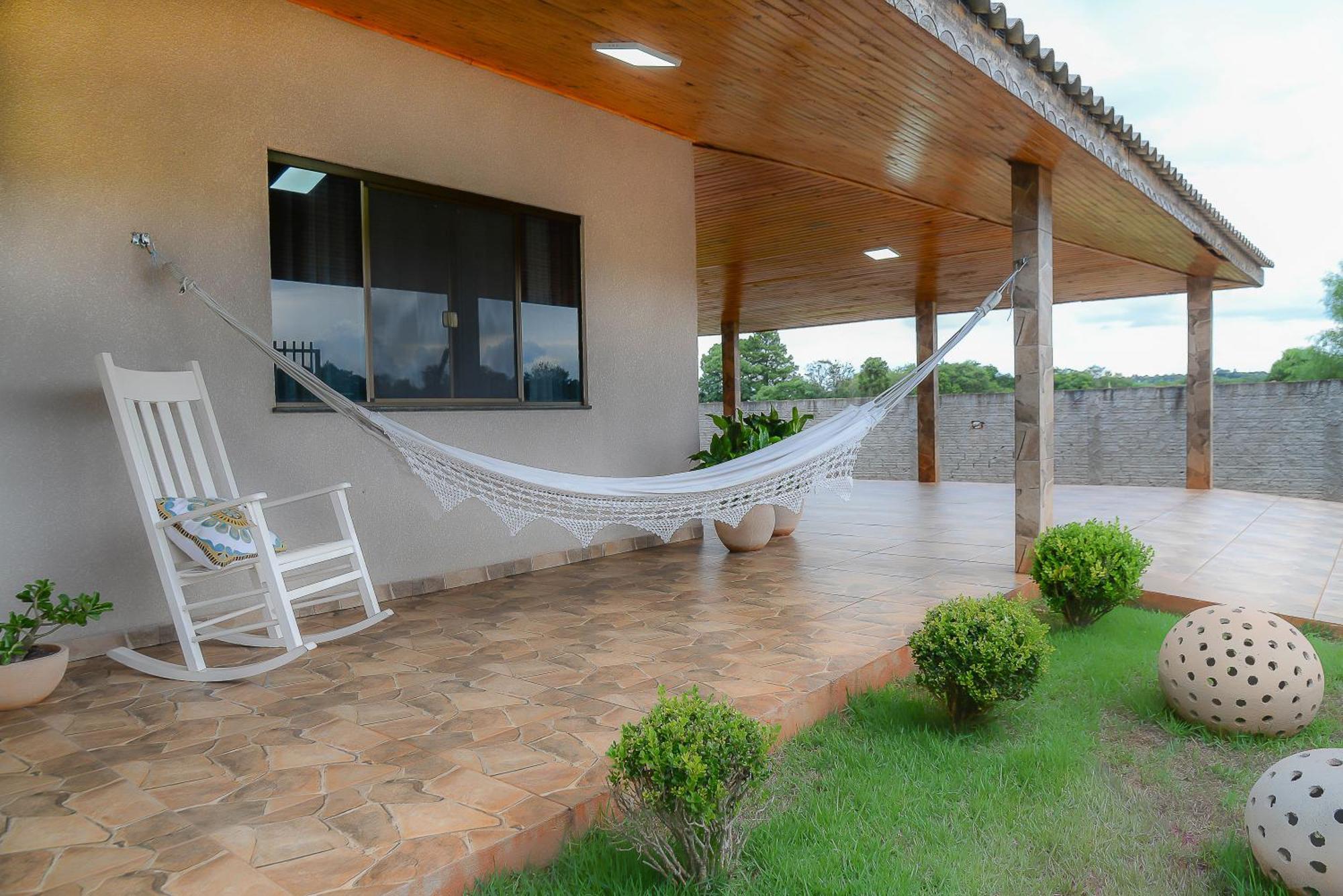 - 15 Minutos Cataratas E Aeroporto - Piscina Com Agua Salgada E Muito Espaco Ao Ar Livre Bed and breakfast *