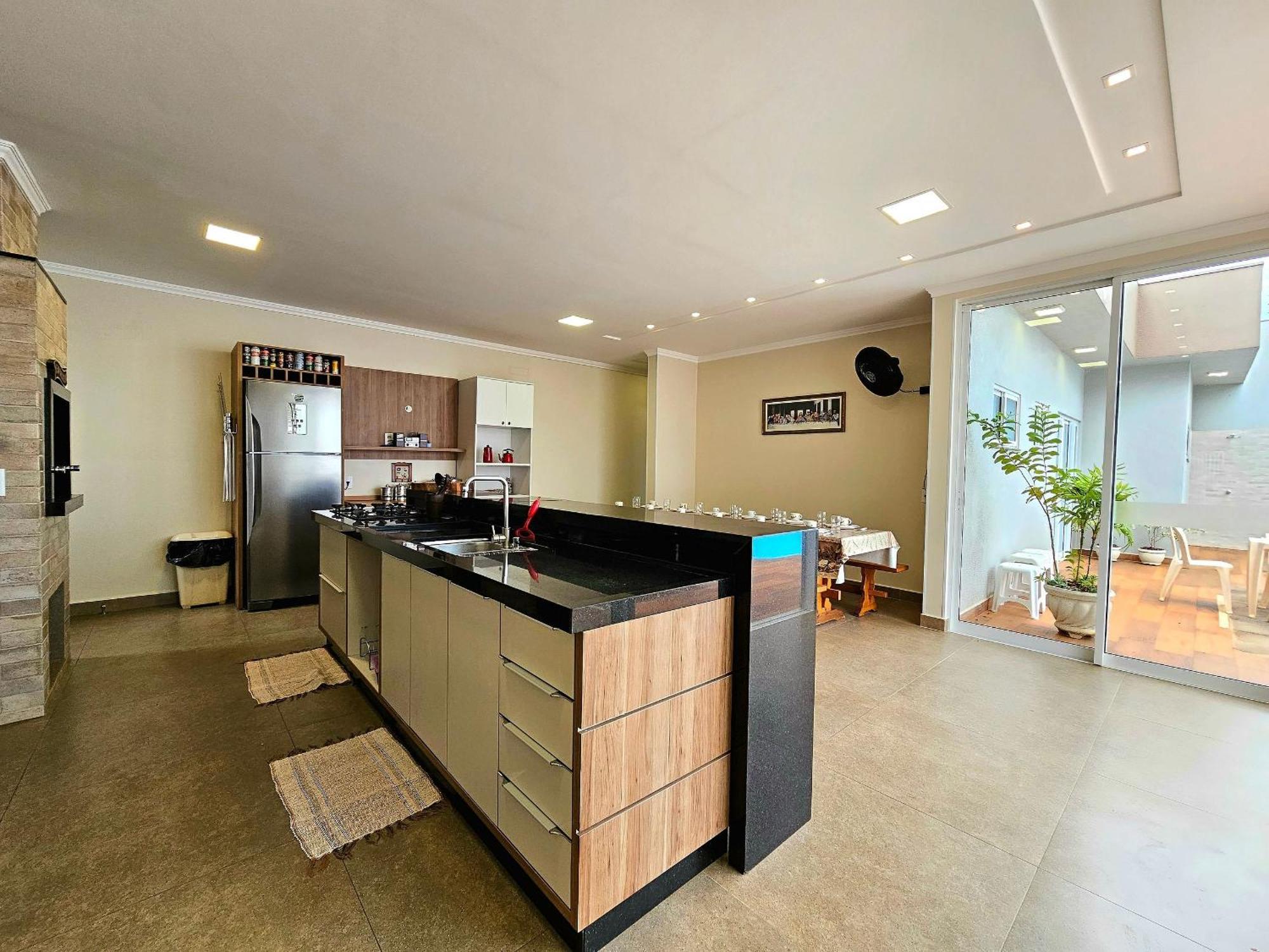 Apartamento Casa 2 E 2 Quartos, Piscina E Churrasqueira