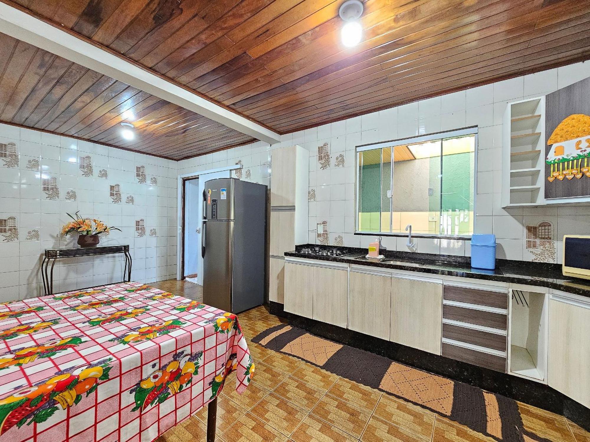 Casa Familiar Espaco Amplo Com Churrasqueira Casa de férias Foz do Iguaçu