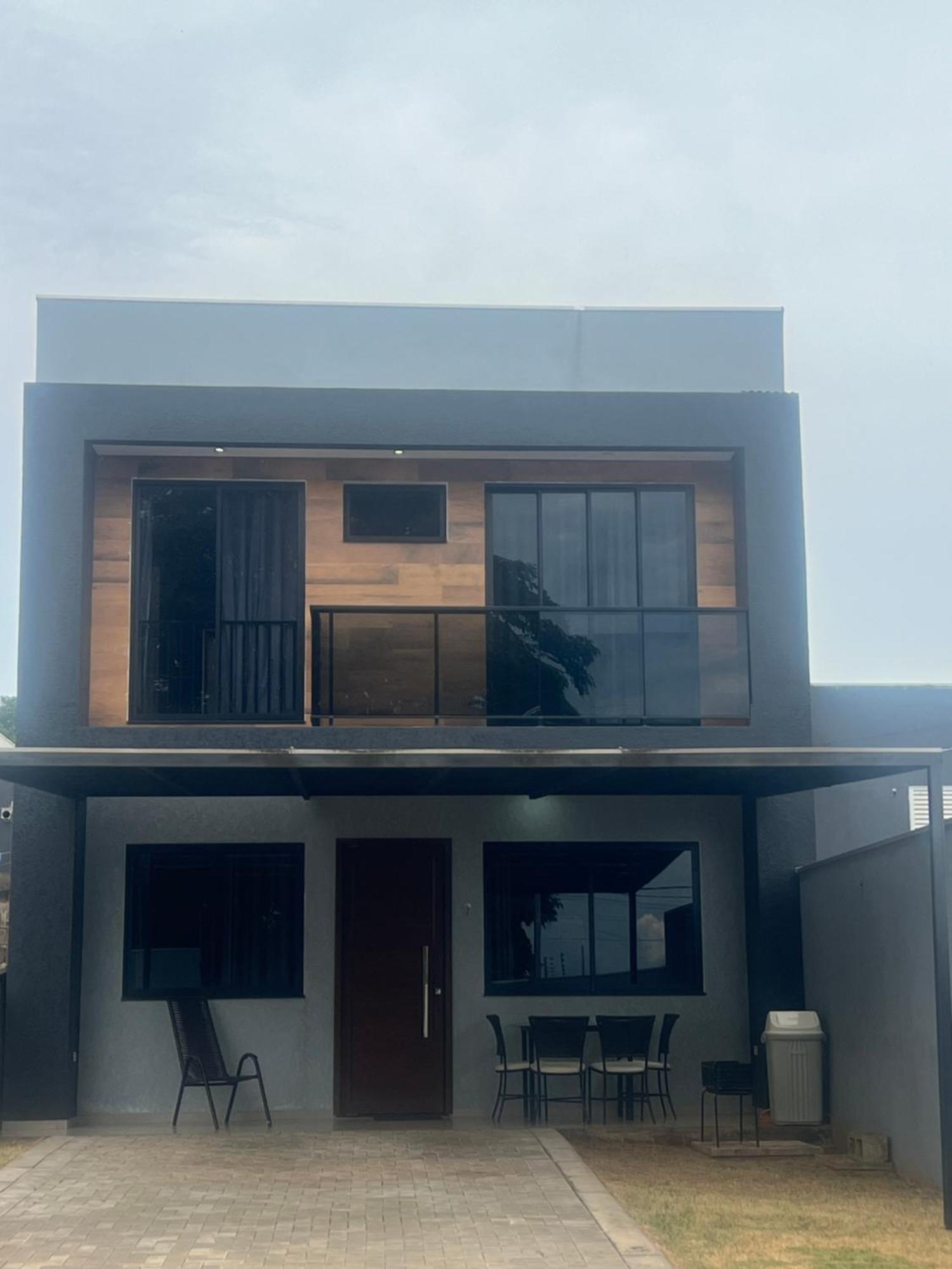 Sobrado Confortavel E Casa de férias