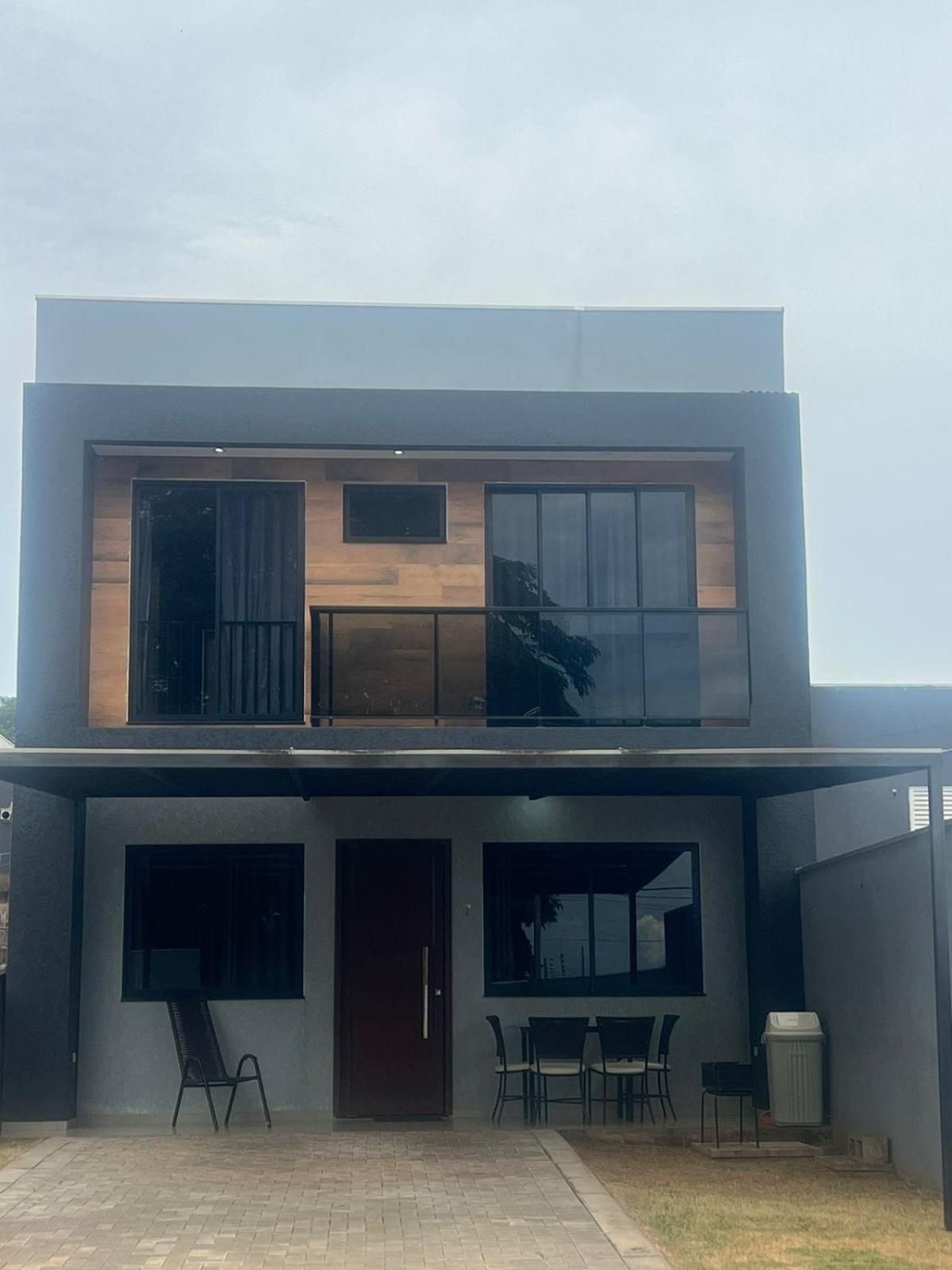 Sobrado Confortavel E Casa de férias *