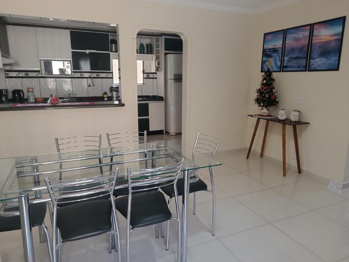 Sobrado Com Piscina Em Casa de férias *