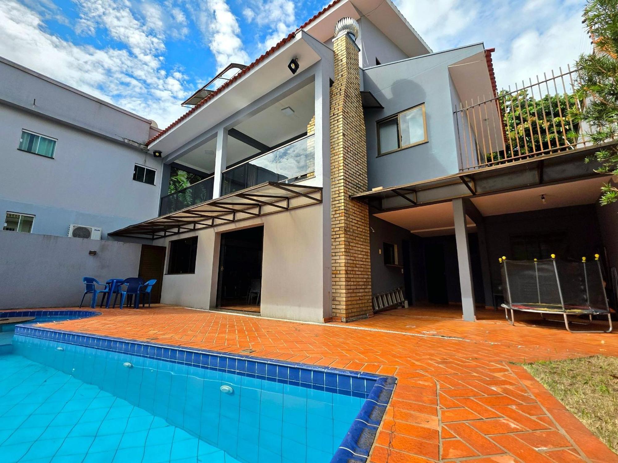 Area De Lazer 4 Quartos 2 Min Centro 15 Cataratas Casa de férias