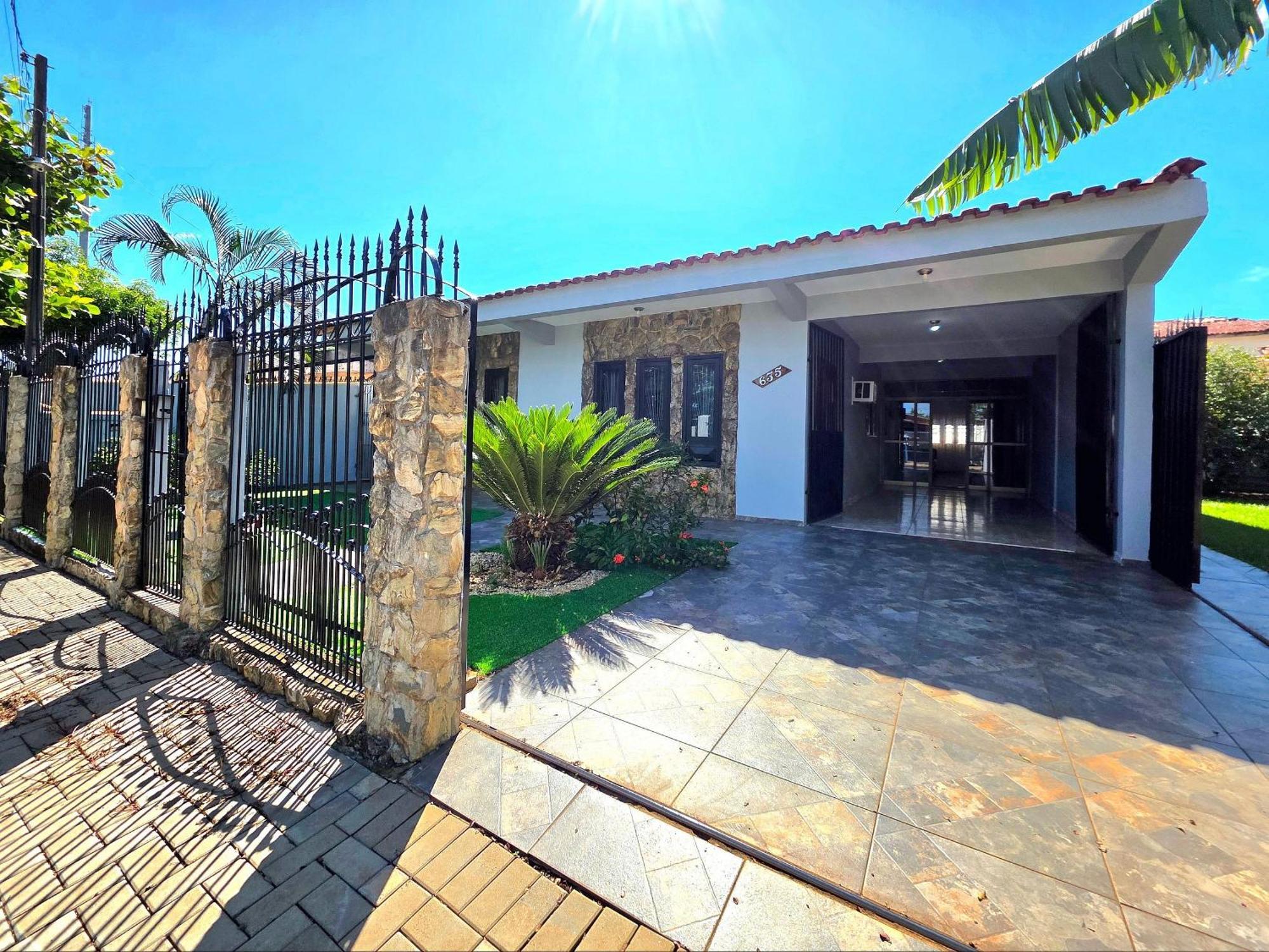 Casa Quintal Amplo Prox Cataratas 4 Quartos Casa de férias *
