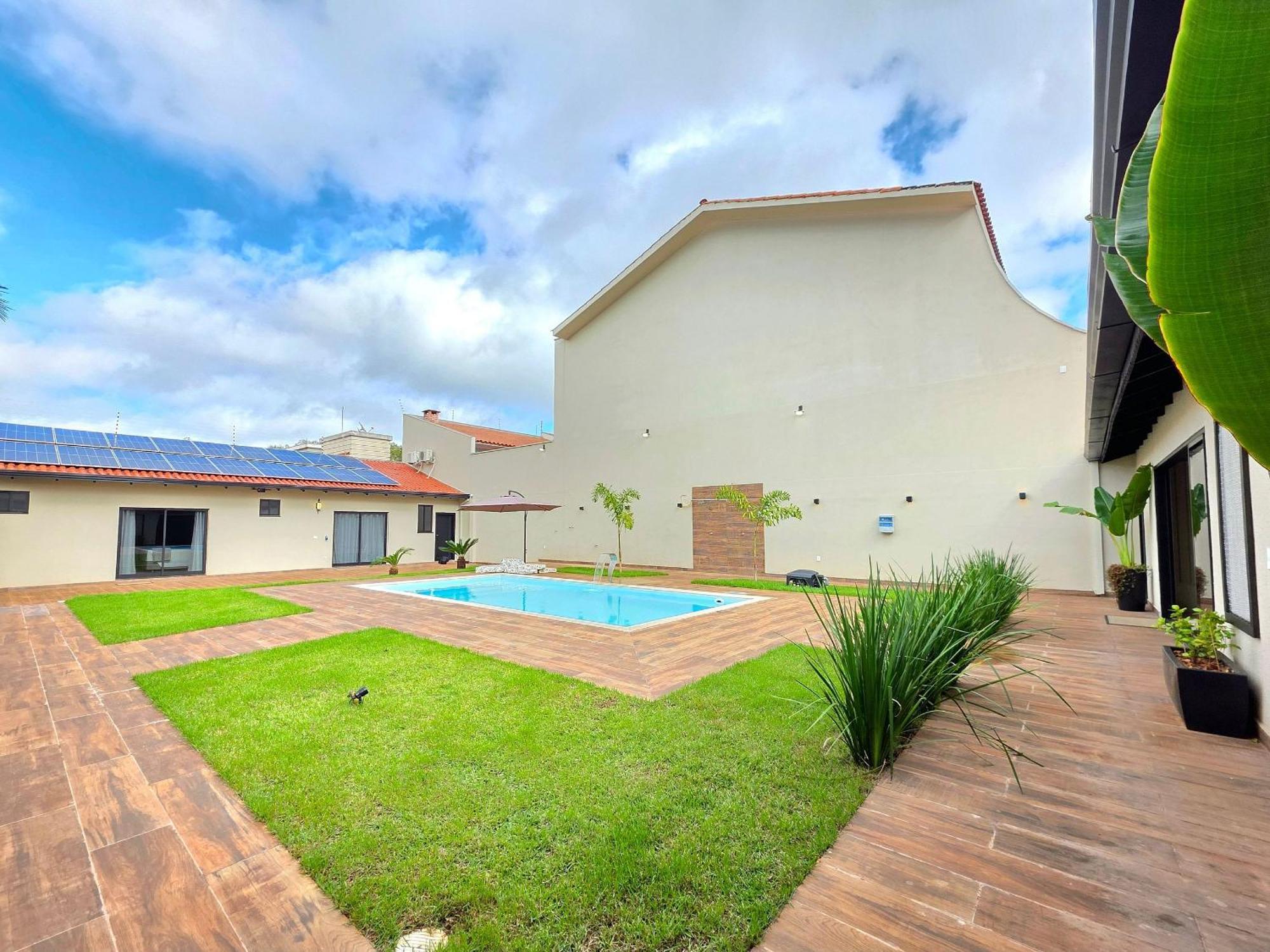 2 Novas Alto Padrao Area De Lazer Ampla Casa de férias *