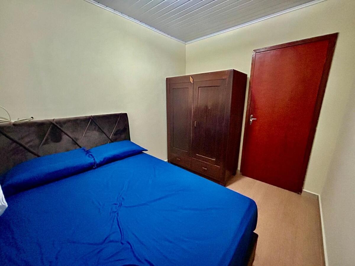 Refugio Silveira, Sua Casa Em Foz