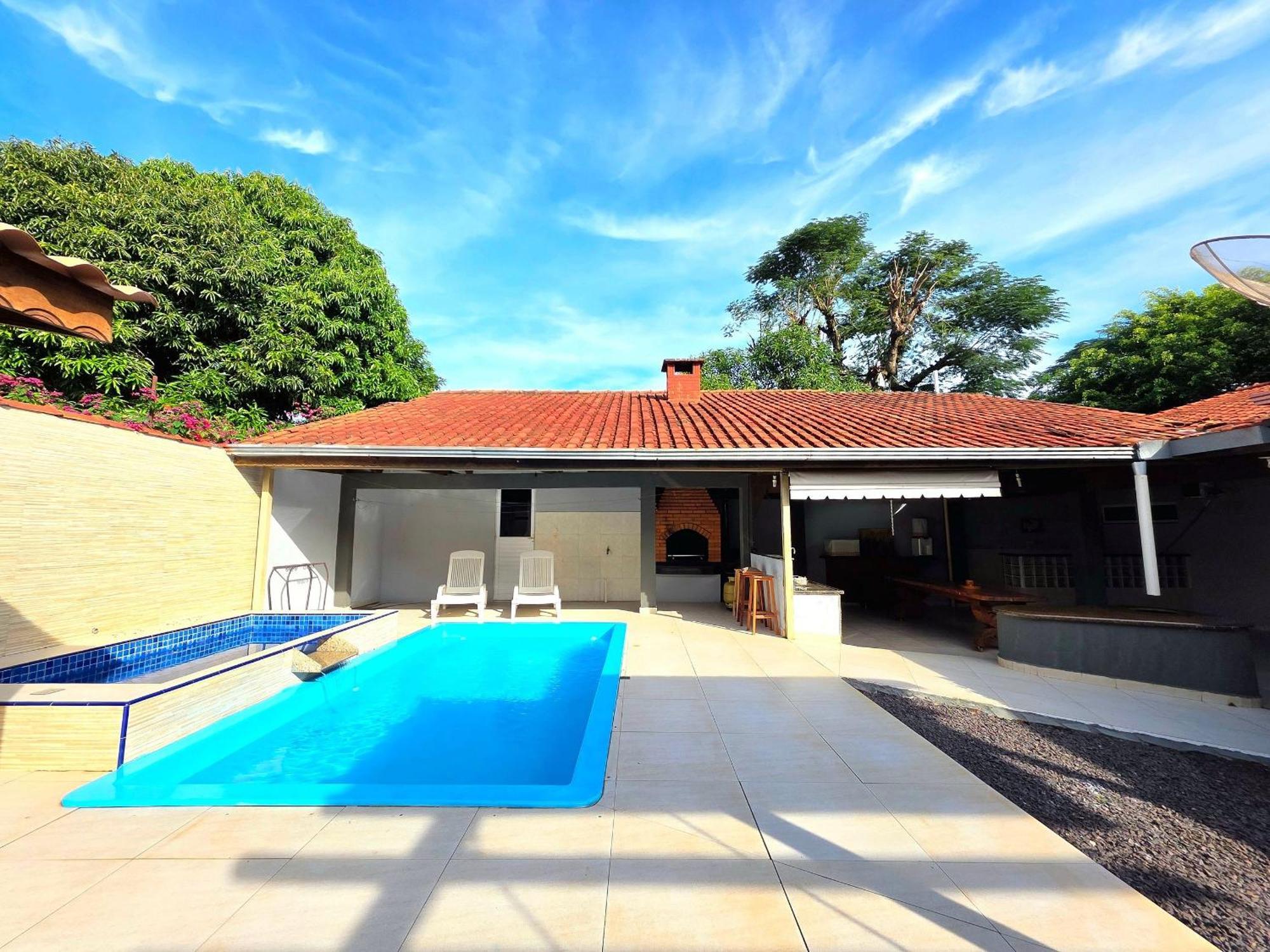 Casa de férias Casa Ampla Area De Lazer Prox Centro E Cataratas