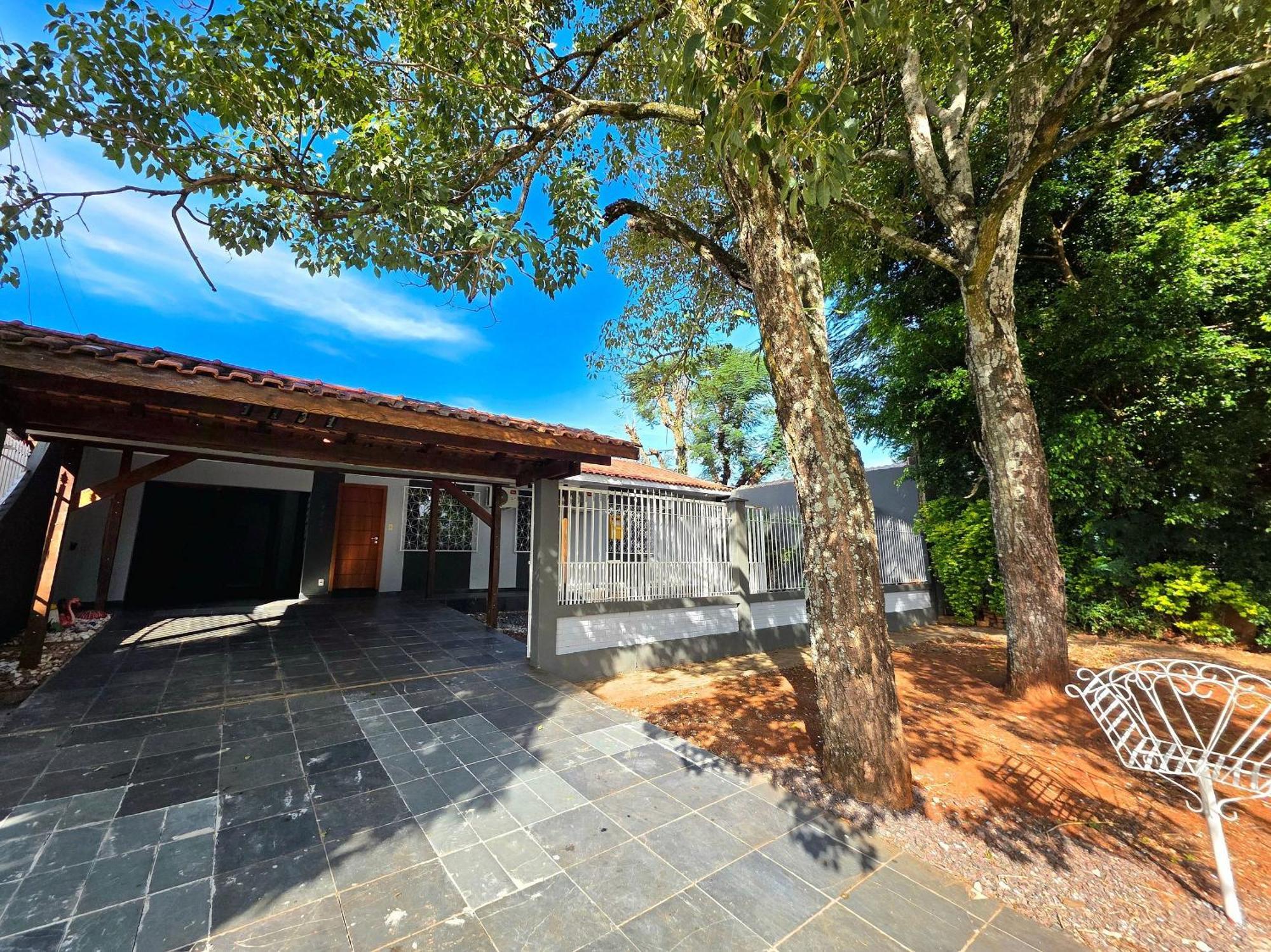 Casa Ampla Area De Lazer Prox Centro E Cataratas *