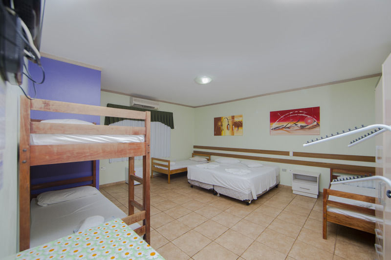 Residencial E Evelina Pensión Foz do Iguaçu