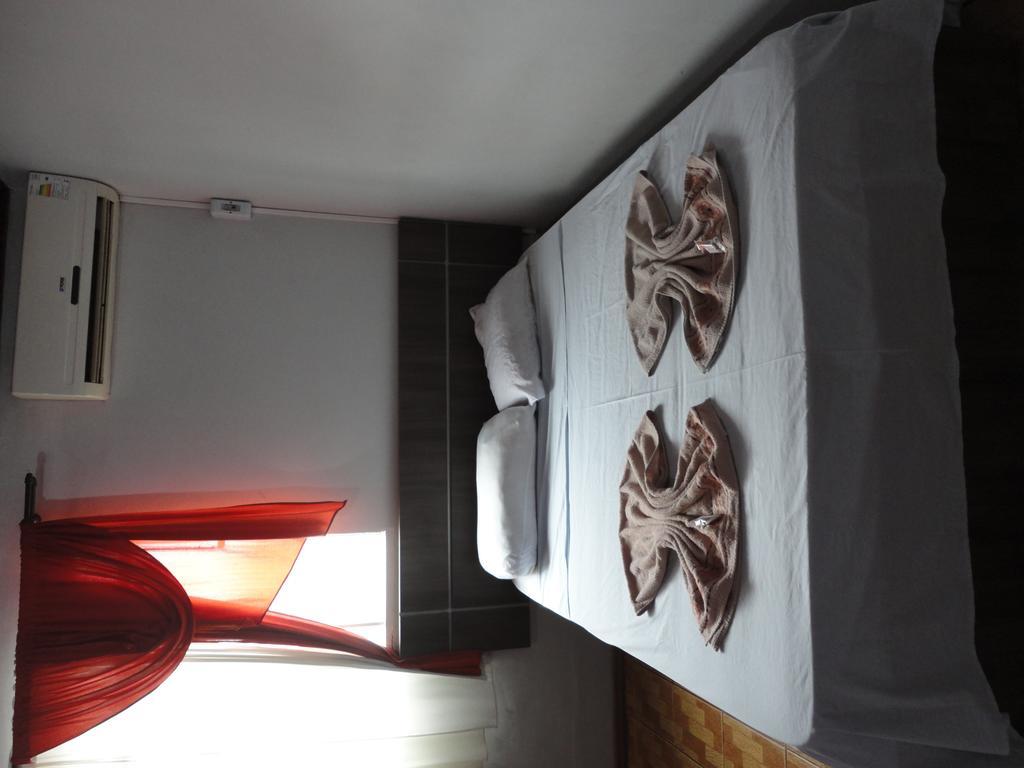 Falls Art Hotel 2*