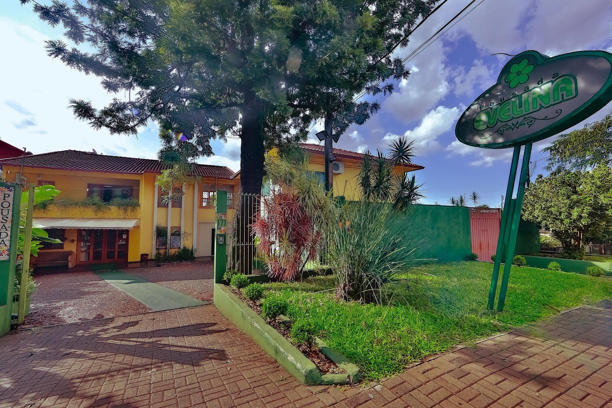 Residencial E Evelina Pensión 2*