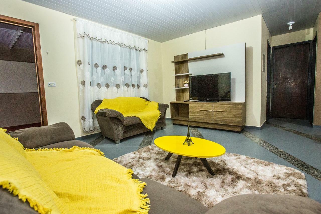 Casa Grande Com 2 Quartos E 1 Сasa de vacaciones *