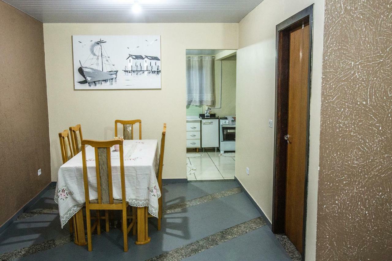 Casa Grande Com 2 Quartos E 1 Сasa de vacaciones Foz do Iguaçu