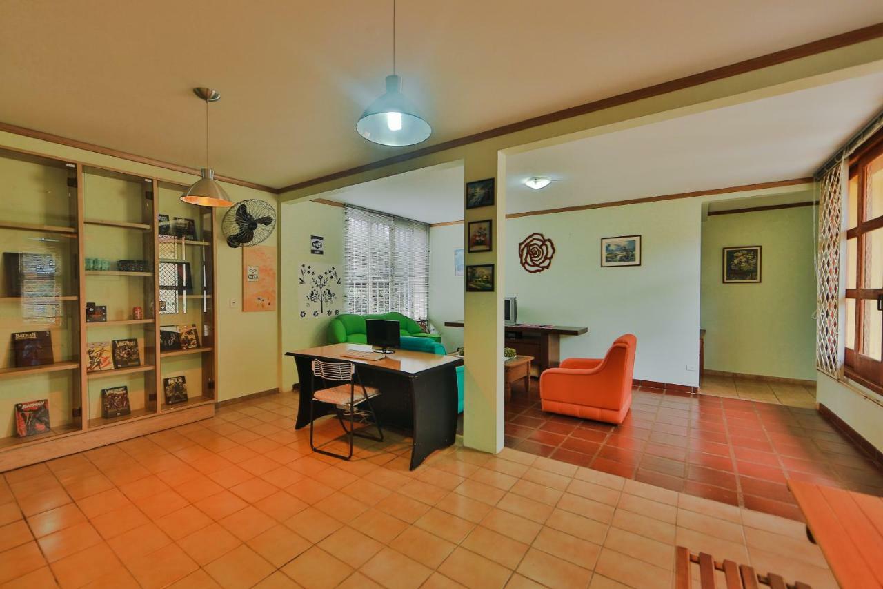 Residencial E Evelina Pensión Foz do Iguaçu