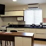 Studio Top Bem No Centro De Foz, Garagem E Wi-Fi!