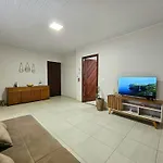 Casa 3 Quartos 5 Min Centro 15 Min Aeroporto