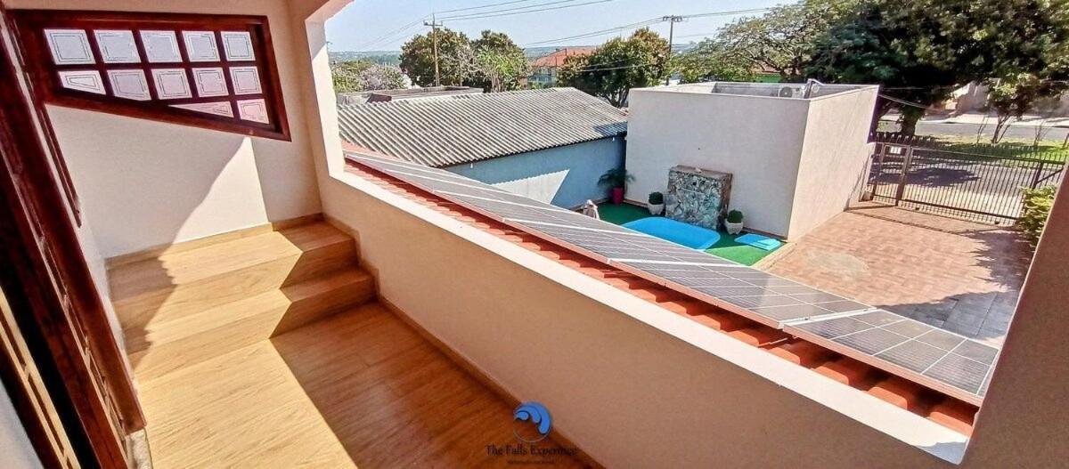 Casa Familiar Com Piscina E Churrasqueira Casa de férias