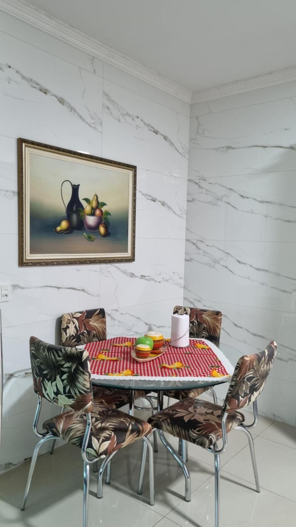 Casa Familiar Em Otima Localizacao
