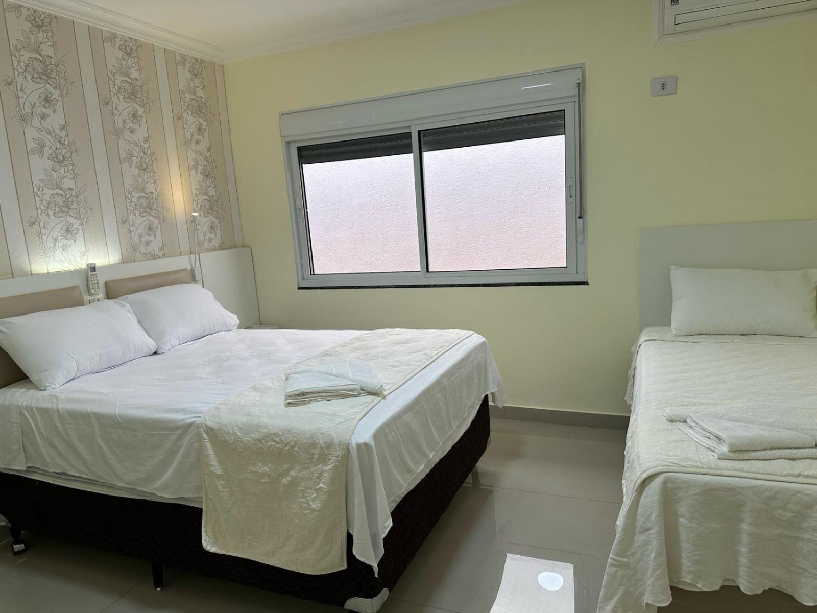 Egra's House - House With Swimming Pool - 7 P Сasa de vacaciones *